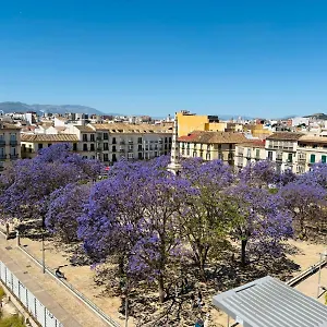 https://apartamentos-alcazaba.1costadelsol.com
